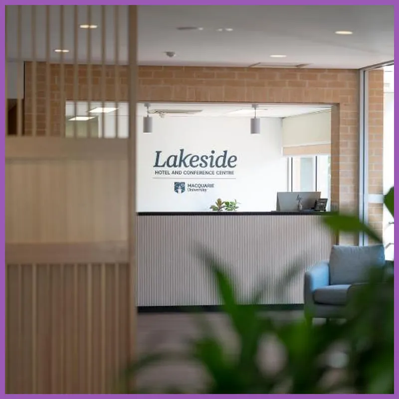 Lakeside Hotel and Conference Center 호텔 이미지