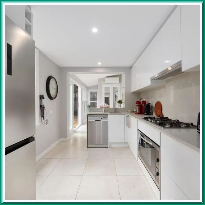 Spacious Inner-City House with Balcony Views 호텔 시설 이미지