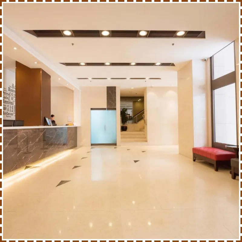 Travelodge Kowloon 호텔 이미지