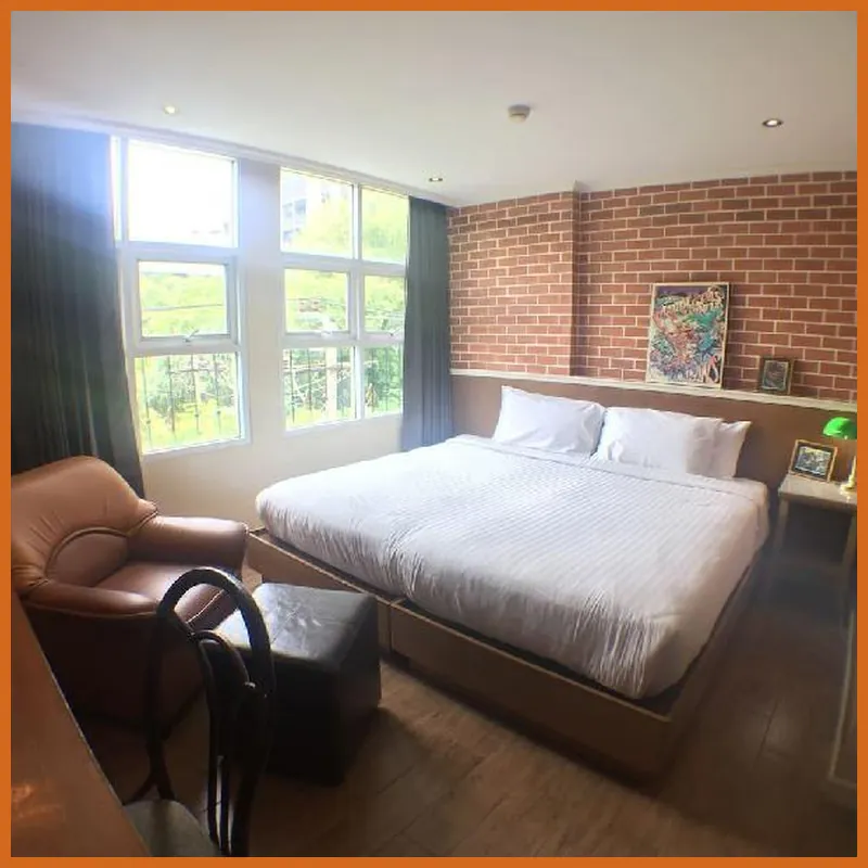 Ekamai+3Bed+4Bath+Living Room+Free Airport Pick Up 호텔 내부 이미지
