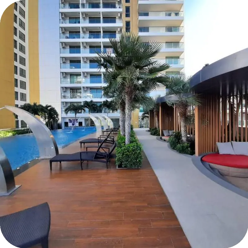 The Peak Towers Pattaya by LookUP OTA 호텔 이미지