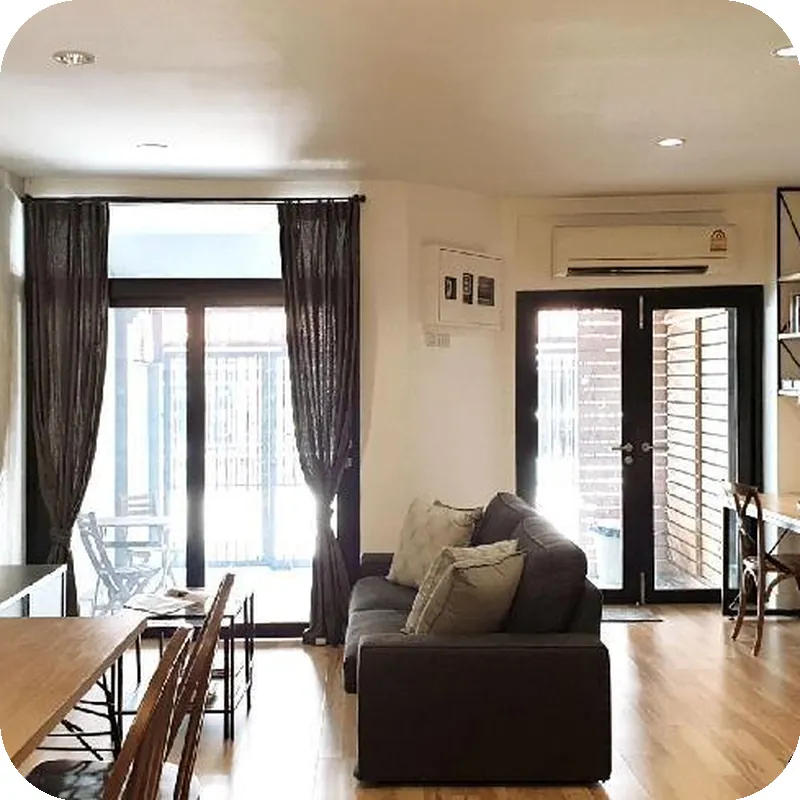 3-story House w Balcony near Old Town/Grand Palace 호텔 내부 이미지