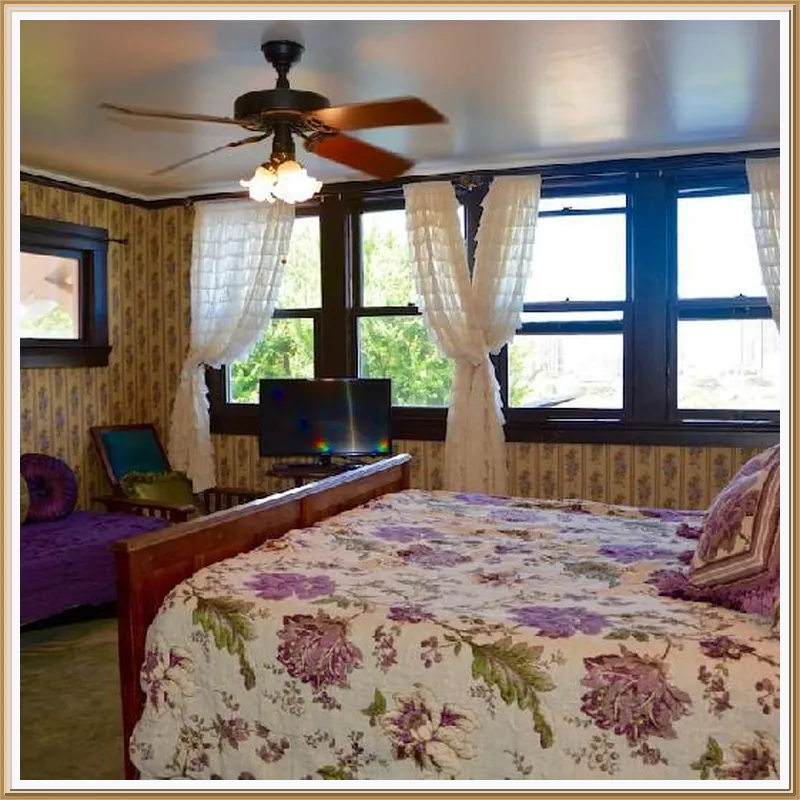 Manoa Valley Inn 호텔 내부 이미지